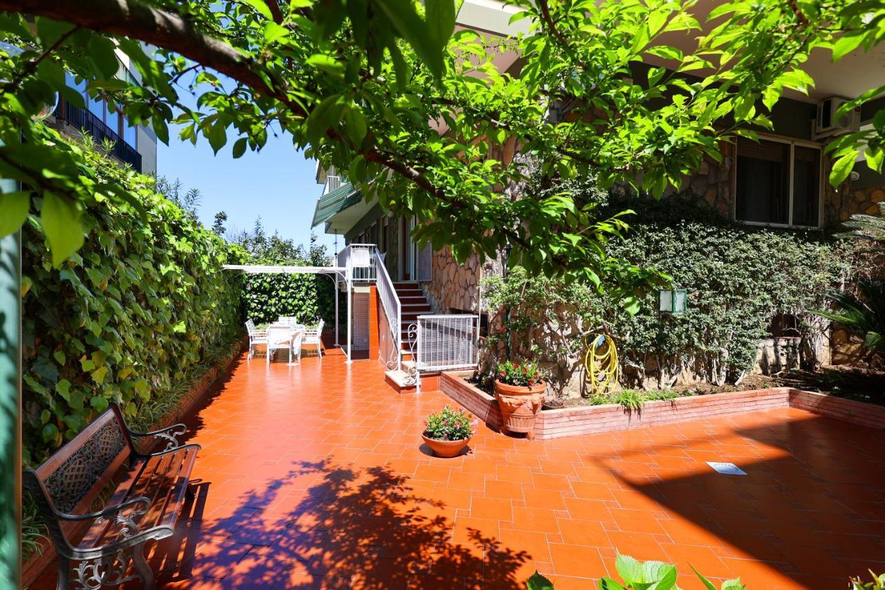 Apartmán Garden House Giulia Sorrento Exteriér fotografie